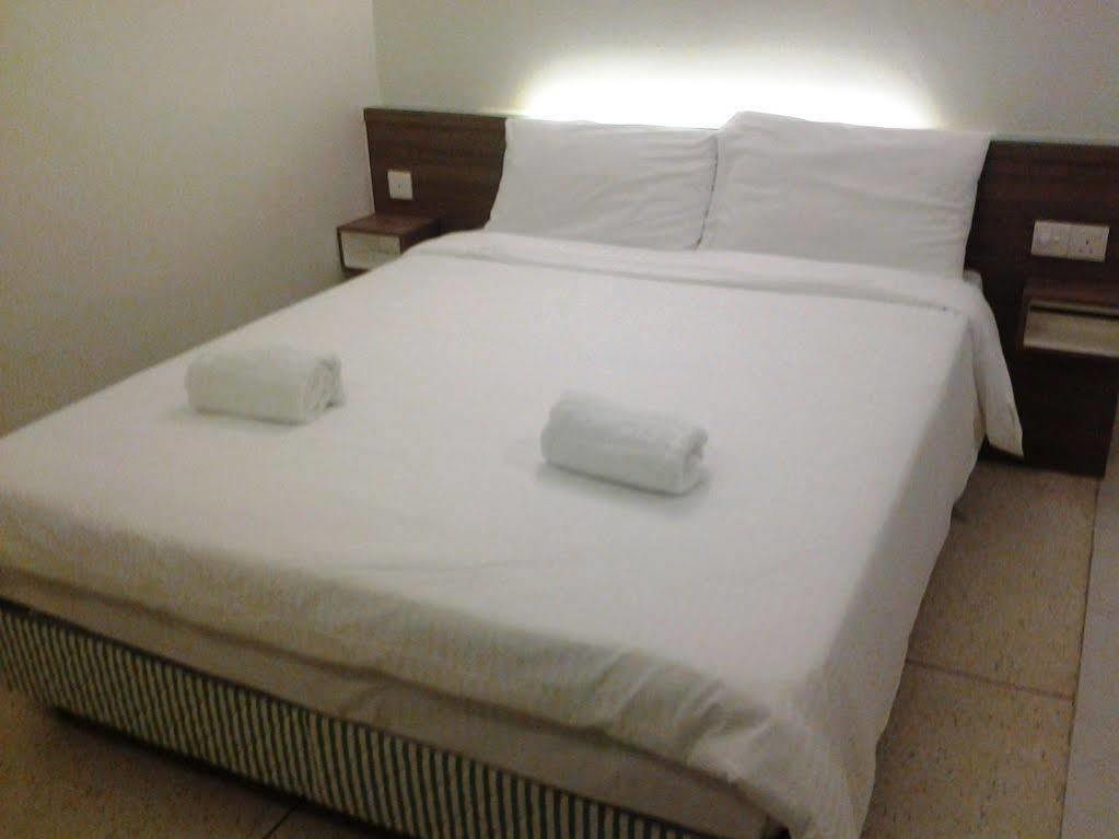 Qish Hotel Malacca Buitenkant foto