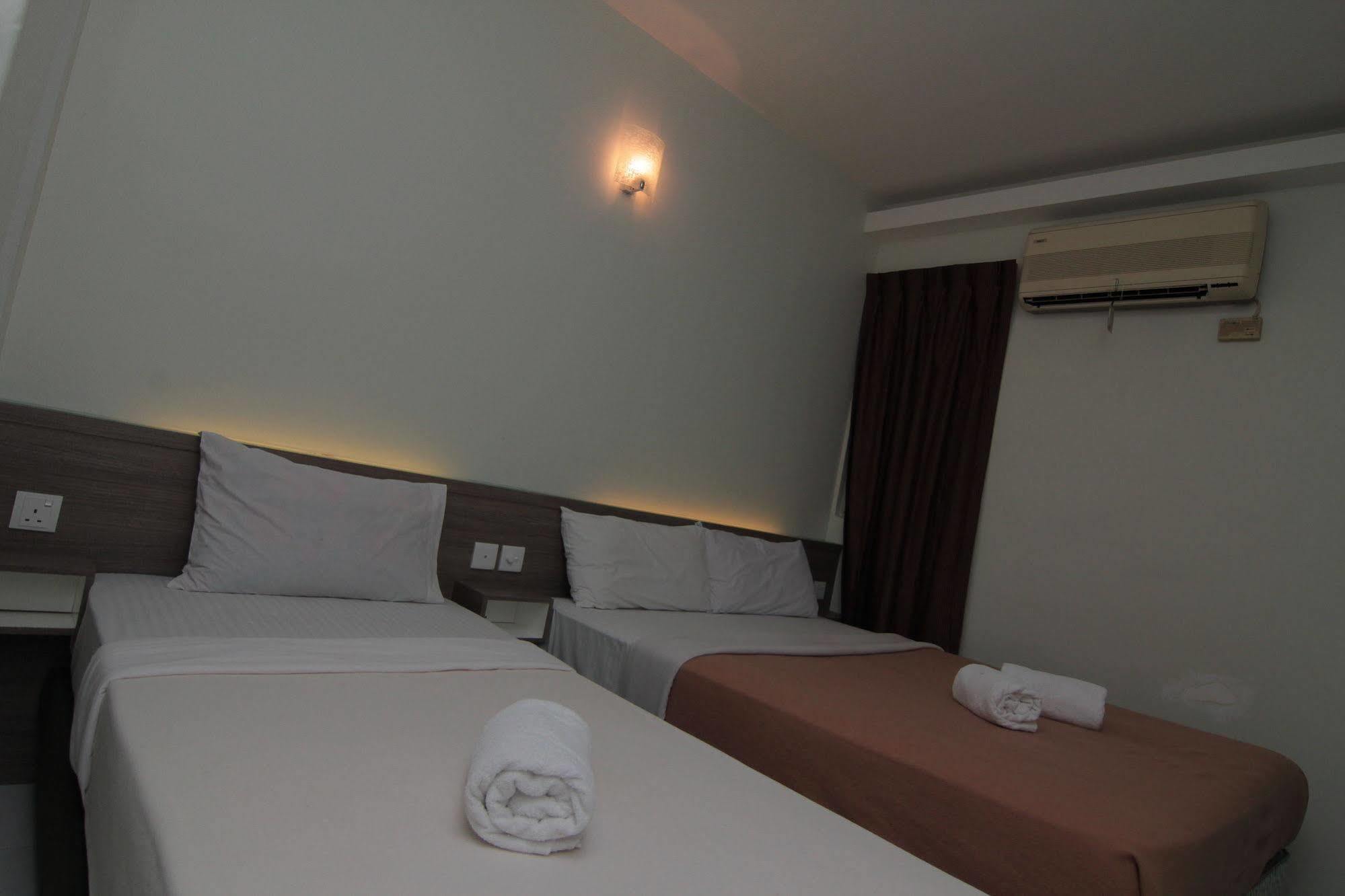 Qish Hotel Malacca Buitenkant foto